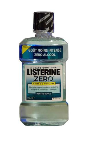 Listérine zéro est un bain de bouche sans alcool