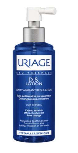 La lotion DS Uriage apaise le cuir chevelu, élimine les squames et calme les démangeaisons.