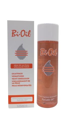 Bi-Oil est un soin de la peau contenant l’ingrédient révolutionnaire PurCellin Oil. Ce produit est spécialement formulé pour aider à améliorer l’apparence des cicatrices, des vergetures...